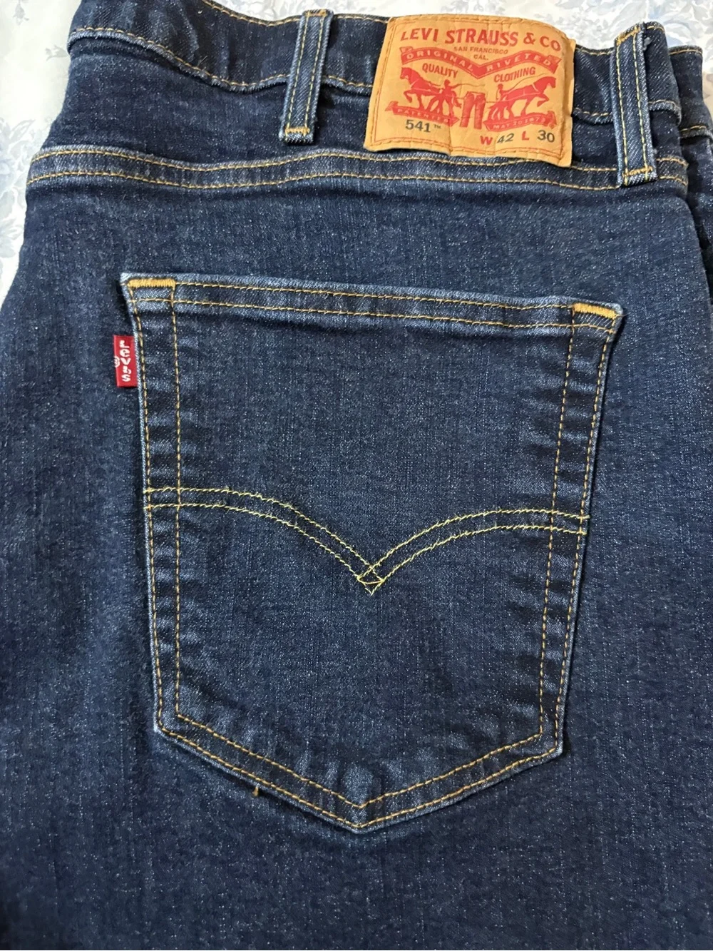 Levi's Men's Light Blue Straight Jeans